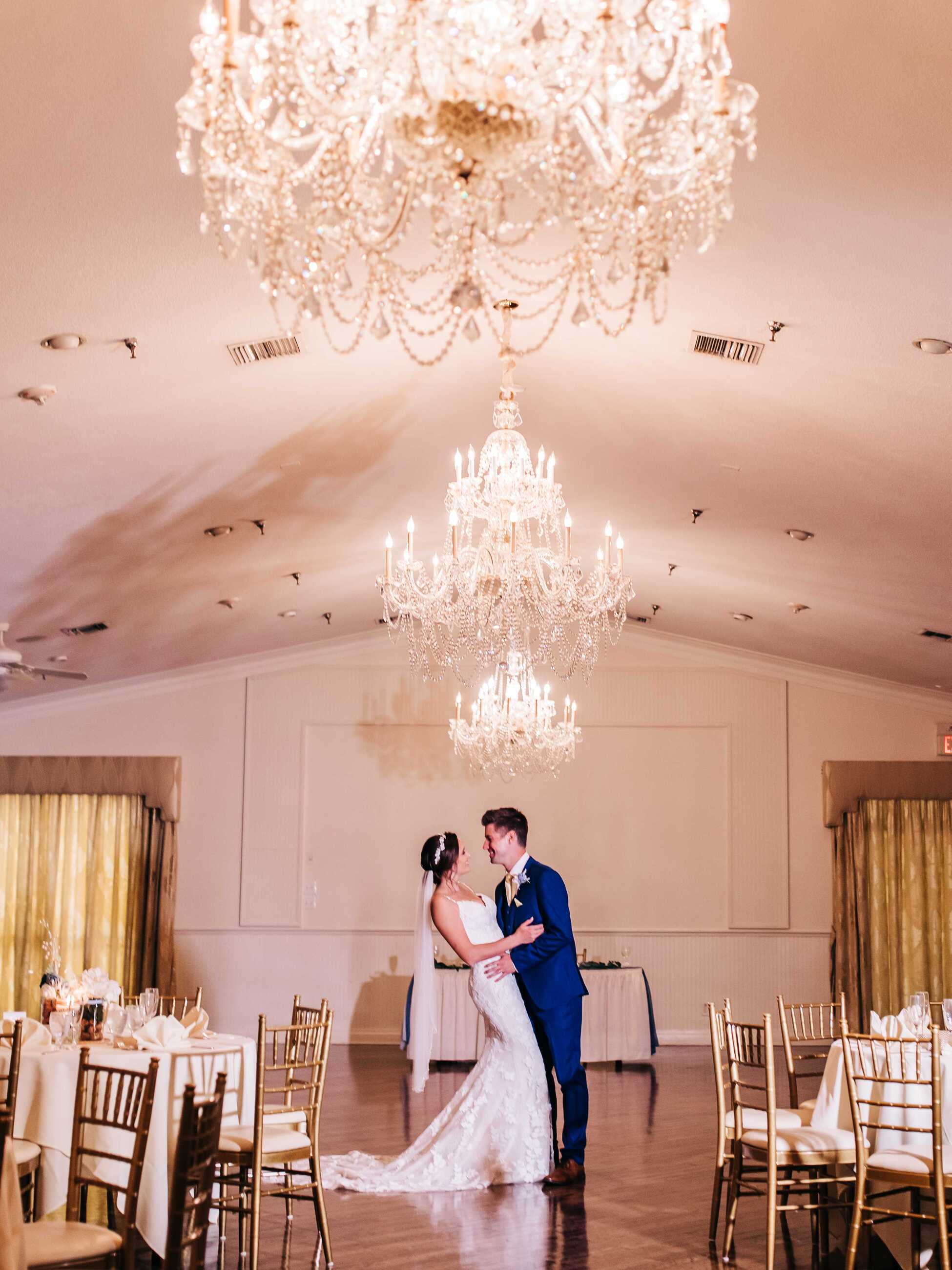 Real Bride: Charlotte & Steven, Lindsay Ray Photography