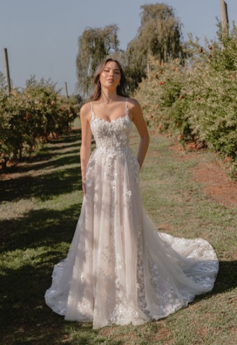 Madi Lane Sarie ML24299 #0 default Ivory/Mocha thumbnail