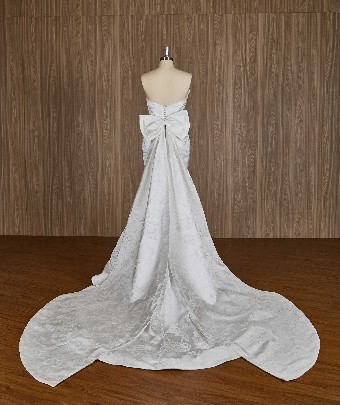 Carlo & E A8141 #1 default Ivory Brocade thumbnail